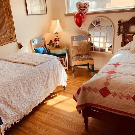 Tiffany House Dog Friendly 3/2 W Fenced Yard Santa Fe
